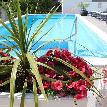 Luxury Apartment Antoni Подстрана Екстер'єр фото