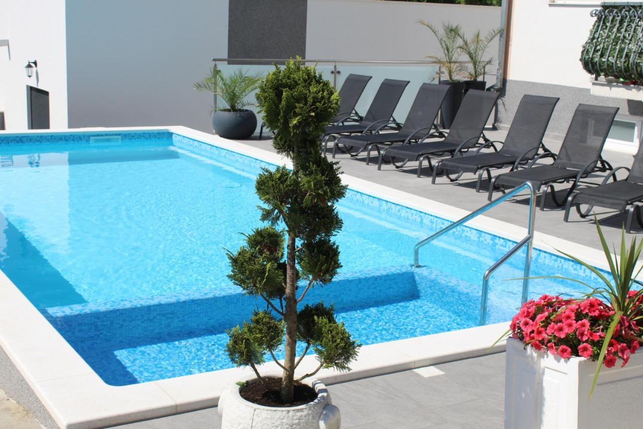 Luxury Apartment Antoni Подстрана Екстер'єр фото