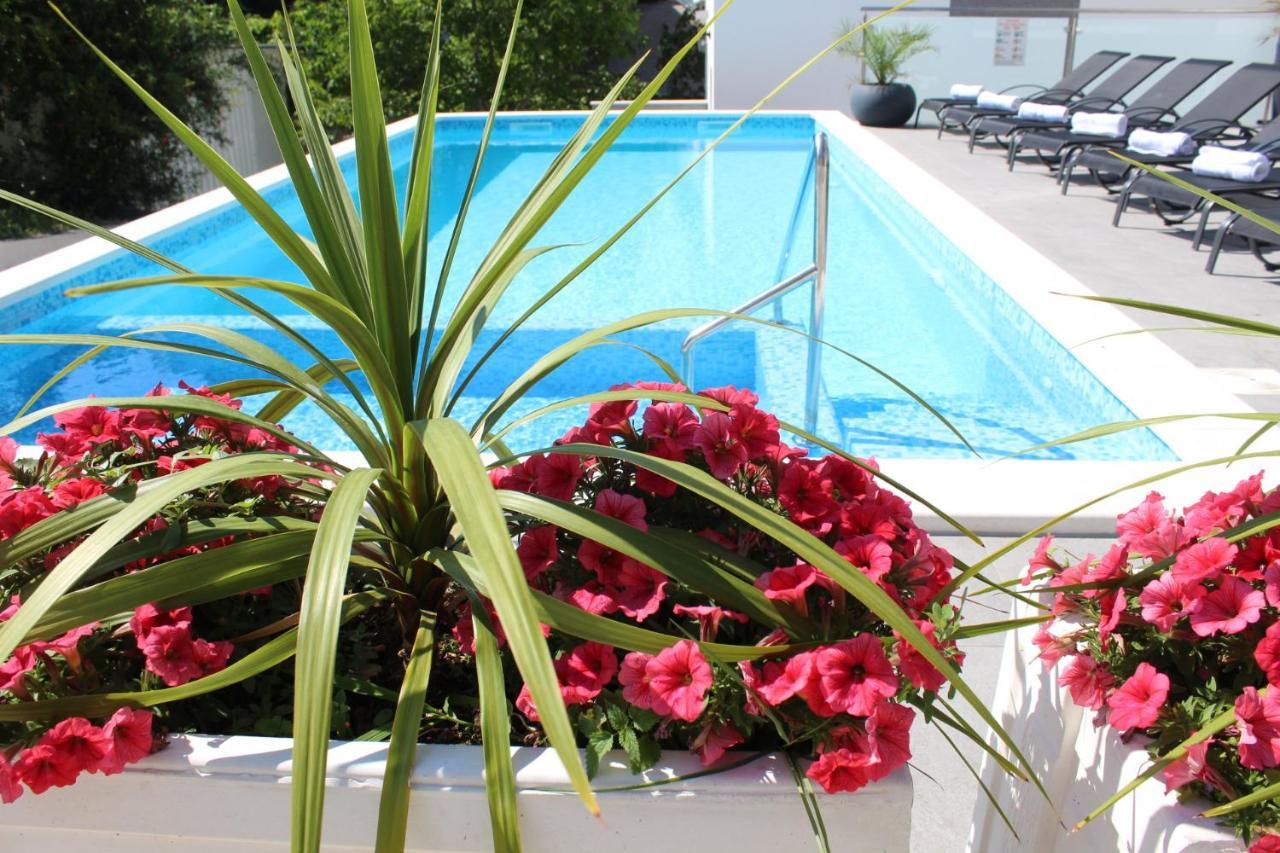 Luxury Apartment Antoni Подстрана Екстер'єр фото