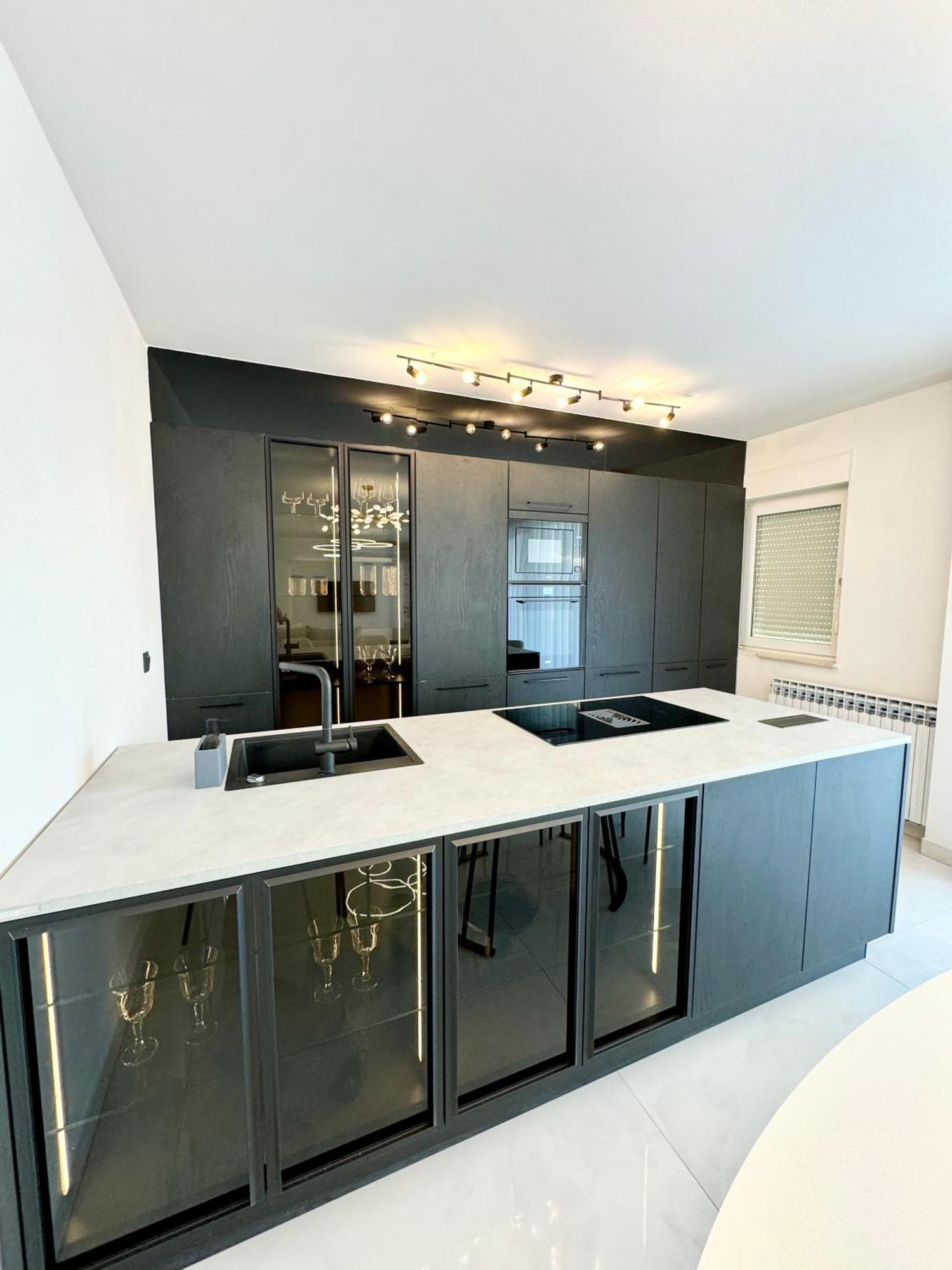 Luxury Apartment Antoni Подстрана Екстер'єр фото
